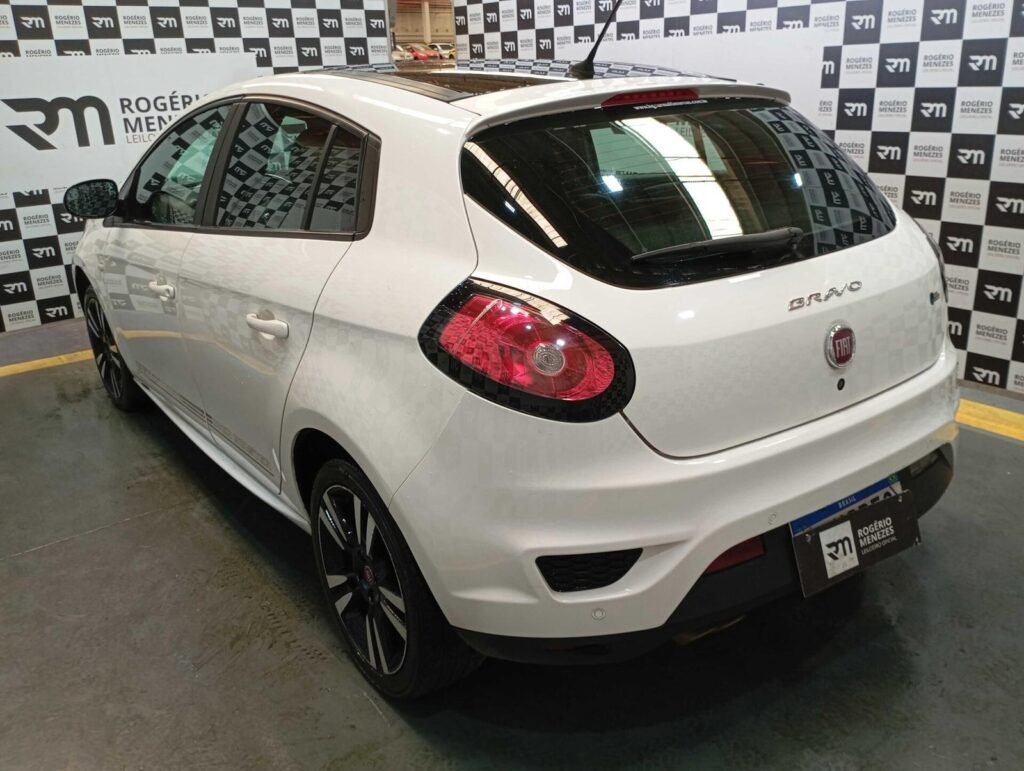 fiat, bravo, 2025, oportunidade, investimento, leilão, recuperado de financiamento, rogério menezes, rio de janeiro